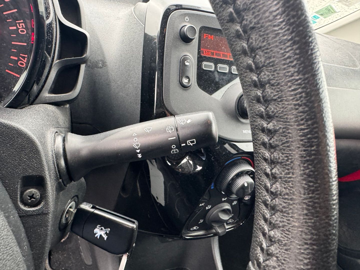 PEUGEOT 108 1.0 VTi 72 Style BMP5 2018 — photo 13