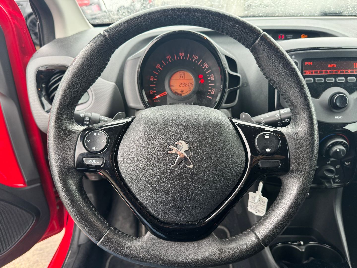 PEUGEOT 108 1.0 VTi 72 Style BMP5 2018 — photo 16