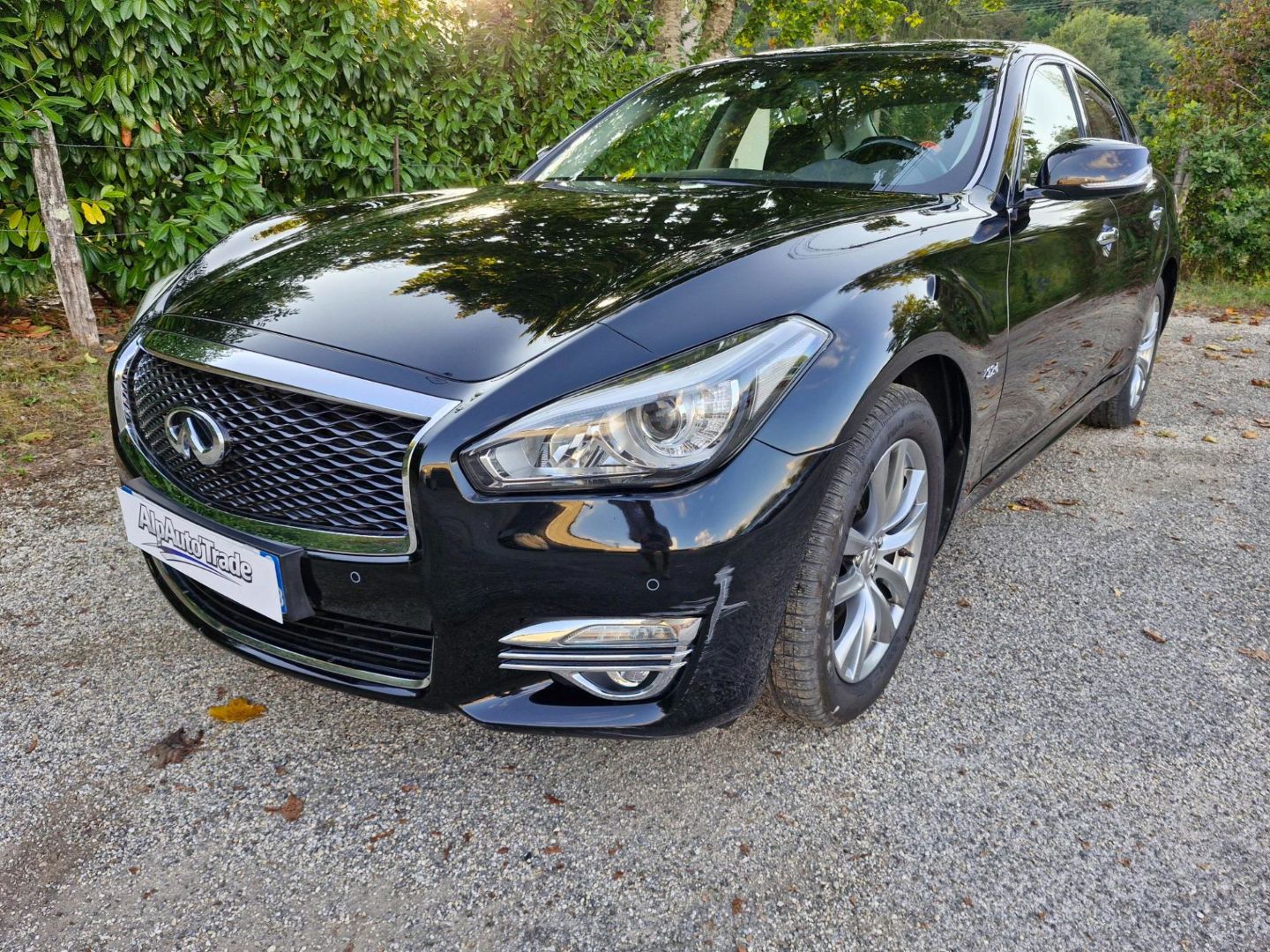 INFINITI Q70 Q70 2.2d Premium Tech Q70 2.2d Premium Tech Automatic 2017
